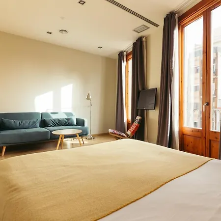 Casa Felipa Plaza Espana *