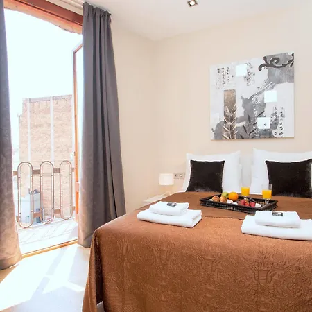 Casa Felipa Plaza Espana *