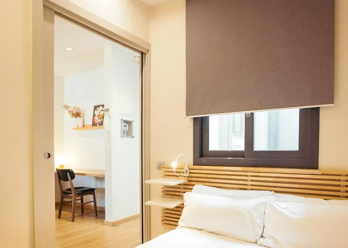 Casa Felipa Plaza Espana Barcelona